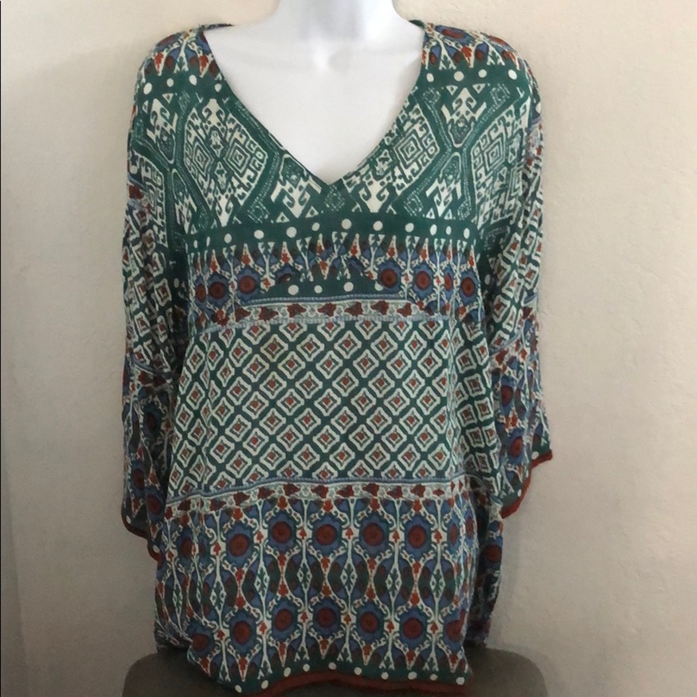 ‼️Beautiful top from WORLD MARKET‼️